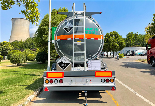 凌宇CNG腐蝕品液罐車 凌宇CNG腐蝕品液罐車