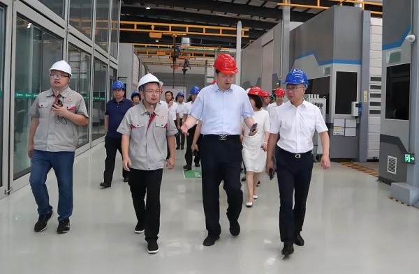 領導現(xiàn)場觀摩中集凌宇 領導現(xiàn)場觀摩中集凌宇