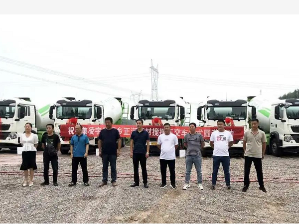 這一客戶1月內(nèi)連訂16臺(tái)，這款攪拌車到底有什么魔力……