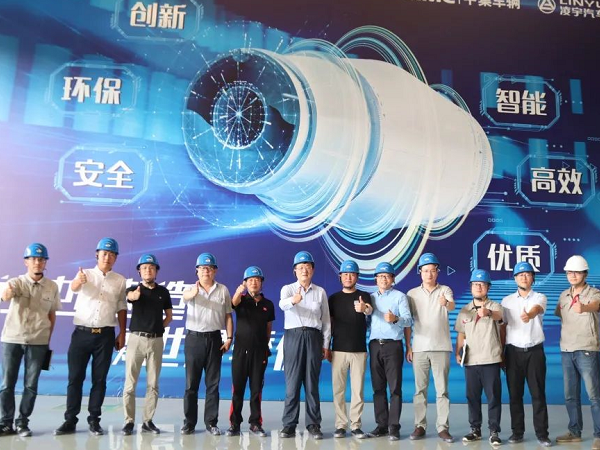 相約洛陽，品鑒智造|行業(yè)大咖到凌宇 智能產(chǎn)線獲贊譽