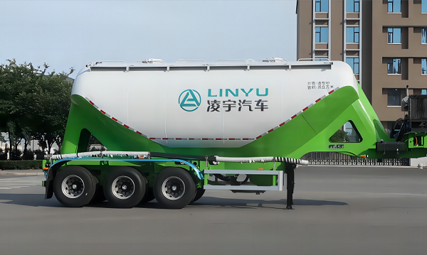 35方超輕立式粉罐半掛車的優(yōu)勢和特點(diǎn)是什么？