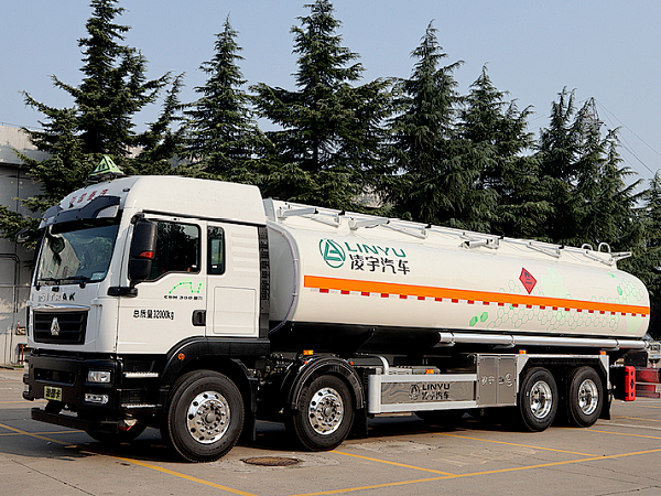 【2022“超虎想象”】凌宇全新液罐車，強(qiáng)勢來襲！