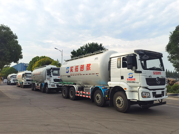 一分信任，十分責(zé)任，中集凌宇粉罐車交付六年老客戶！