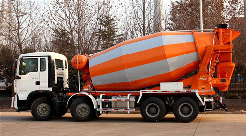 貴港召開防止混凝土攪拌車拋撒滴漏會議，如何防止混凝土攪拌車撒漏問題